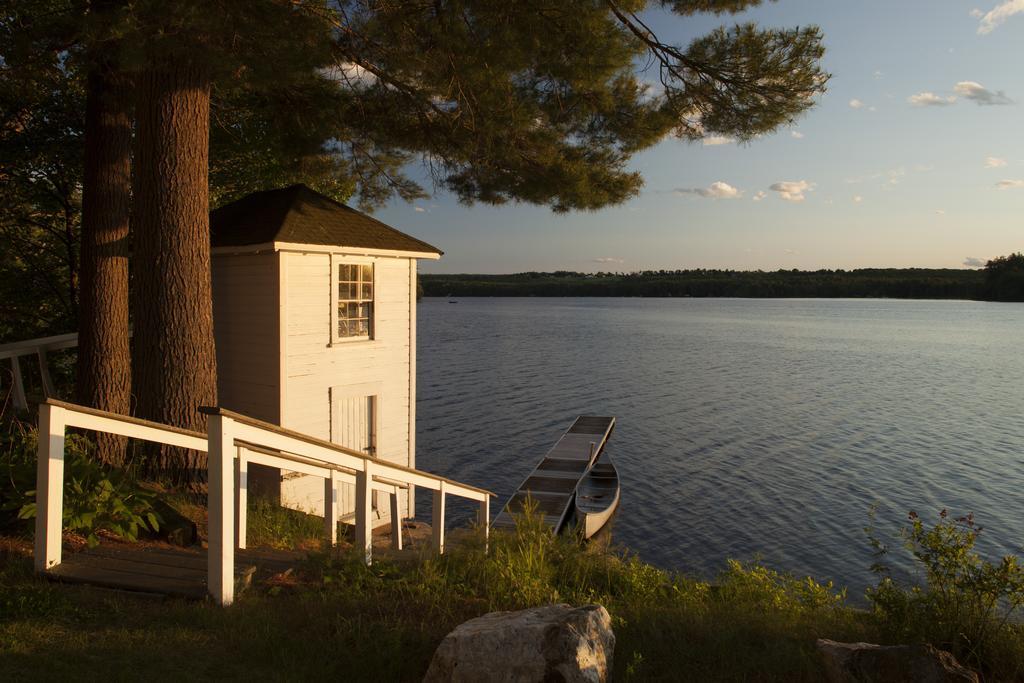 Wolf Cove Inn Poland Eksteriør billede