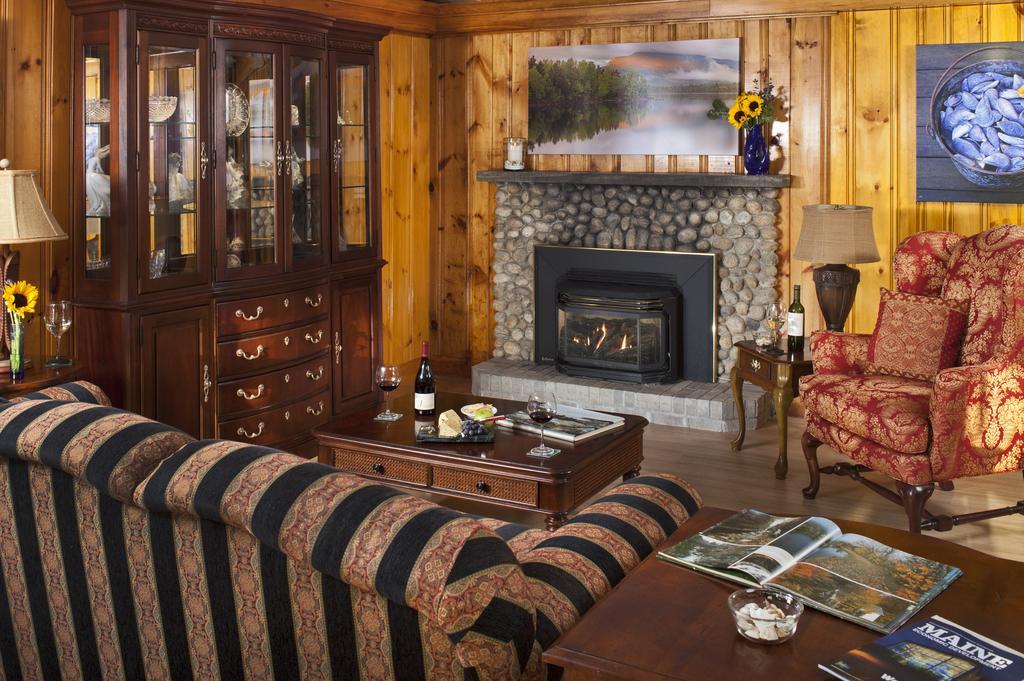 Wolf Cove Inn Poland Eksteriør billede