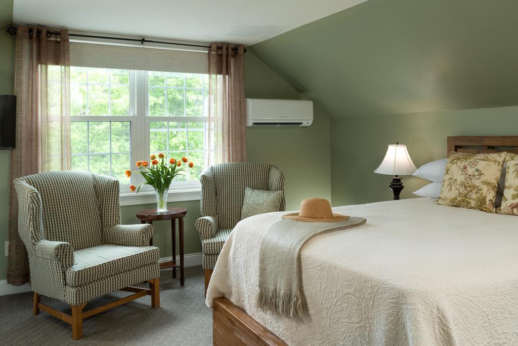 Wolf Cove Inn Poland Eksteriør billede