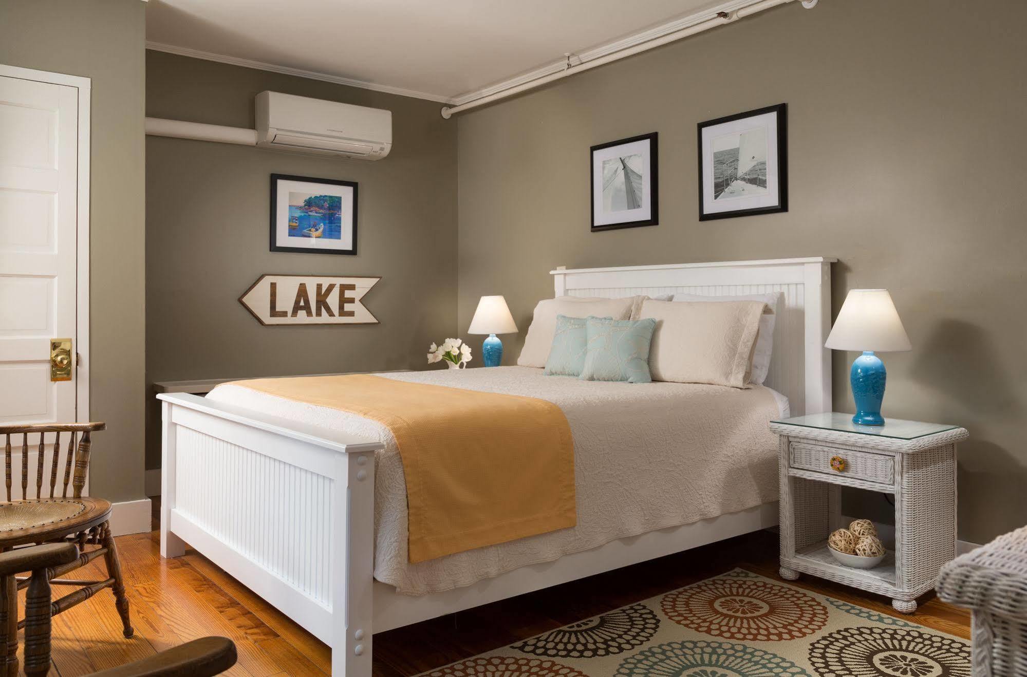 Wolf Cove Inn Poland Eksteriør billede