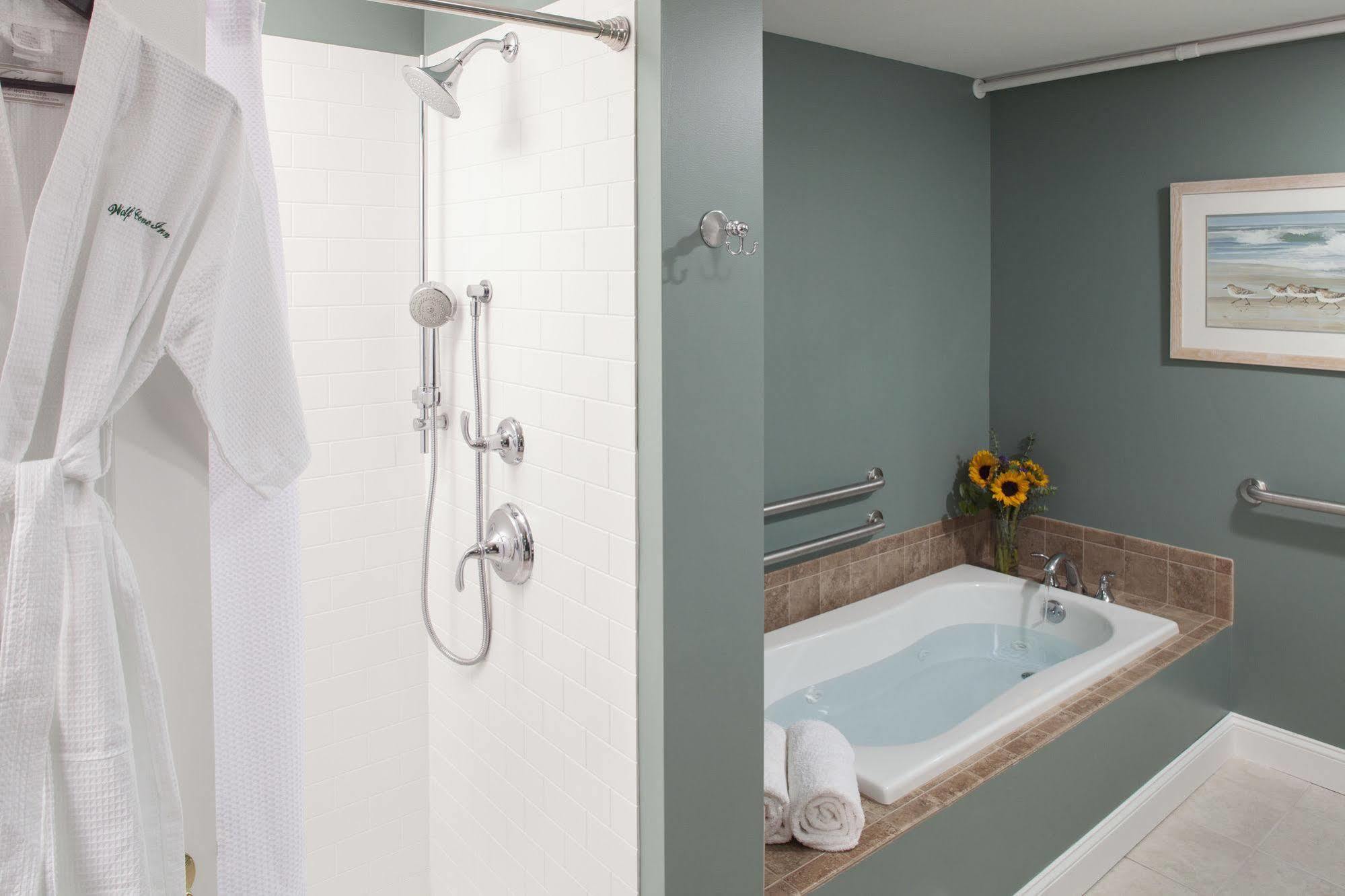 Wolf Cove Inn Poland Eksteriør billede